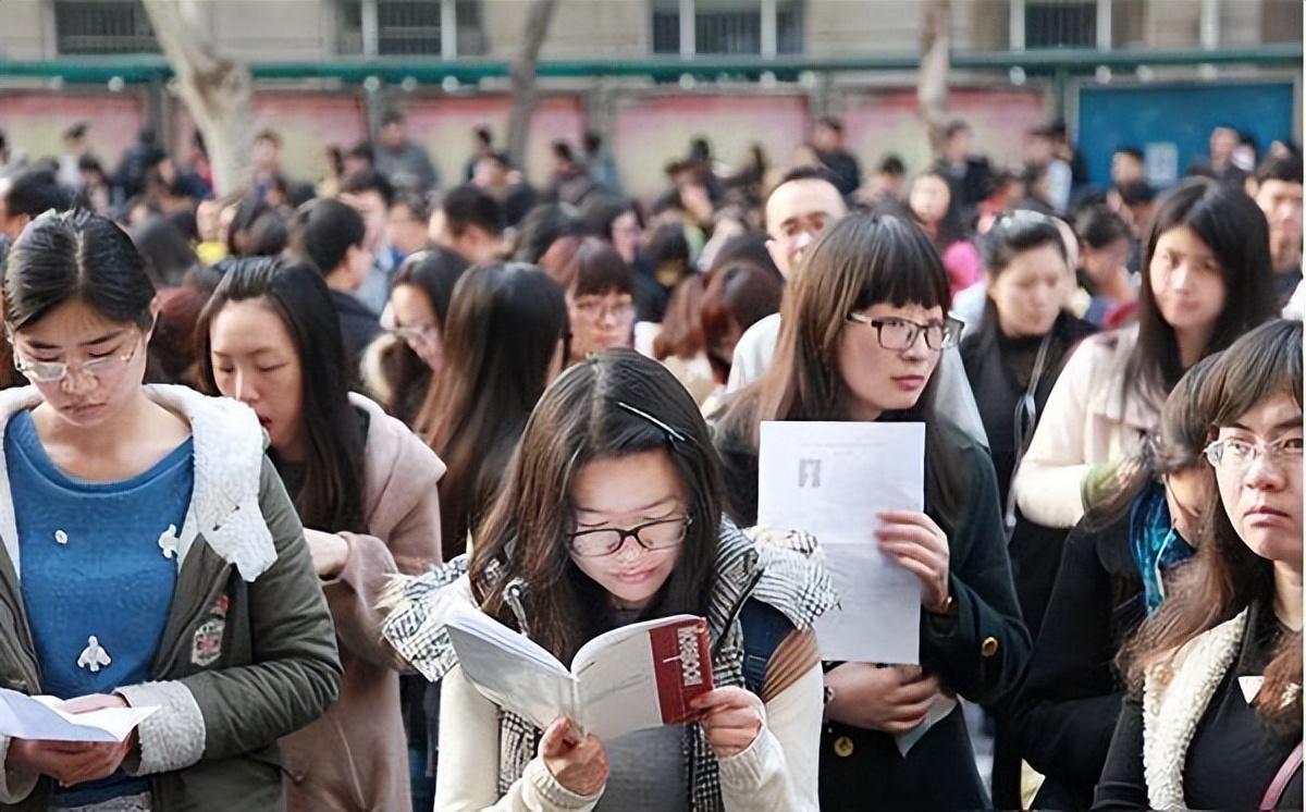 大专省公务员报考条件详解